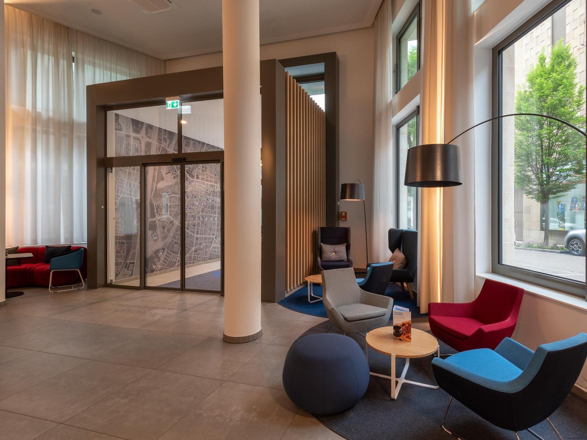 Holiday Inn Express Heilbronn By Ihg Exterior photo
